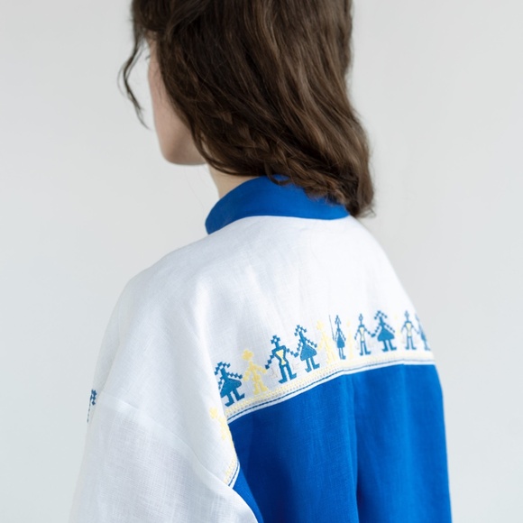 Ukrainian Blue and White Embroidered Unisex Oversized Linen Shirt Vyshyvanka L - Picture 10 of 12